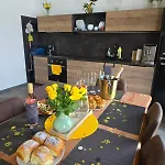 Pauchhuts شقة *