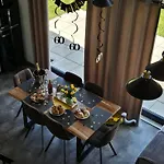 Pauchhuts شقة