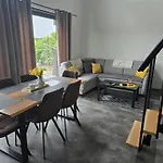 Pauchhuts شقة *