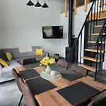 Pauchhuts شقة *