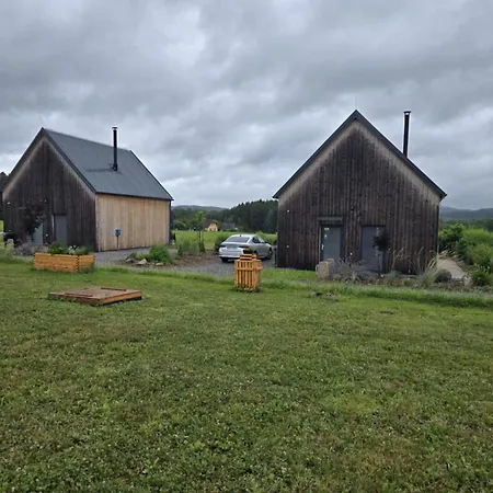 Daire Pauchhuts *