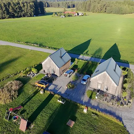 Daire Pauchhuts