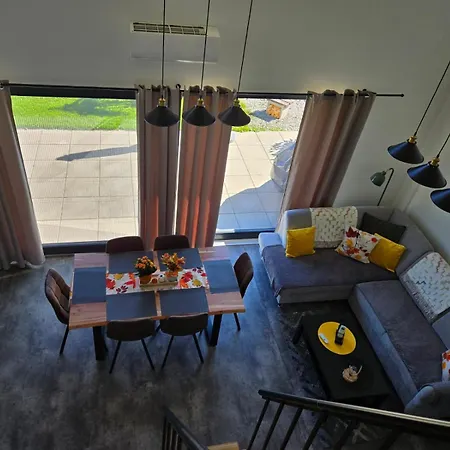 Apartament Pauchhuts