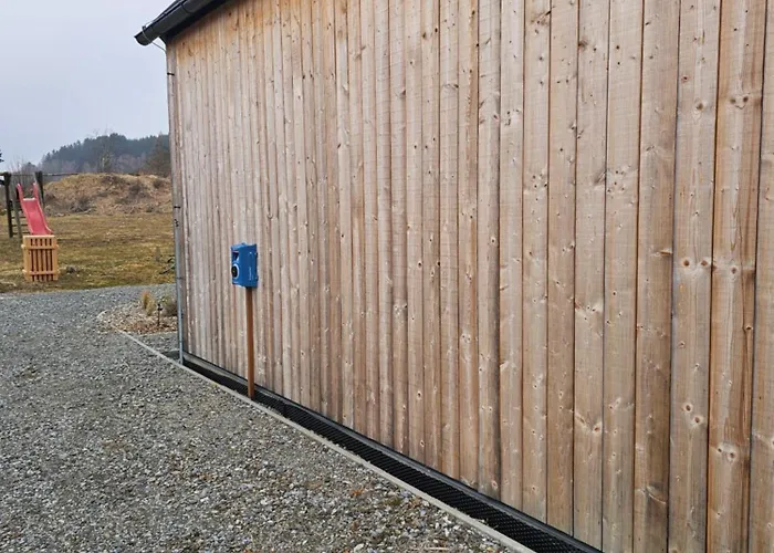 Daire Pauchhuts