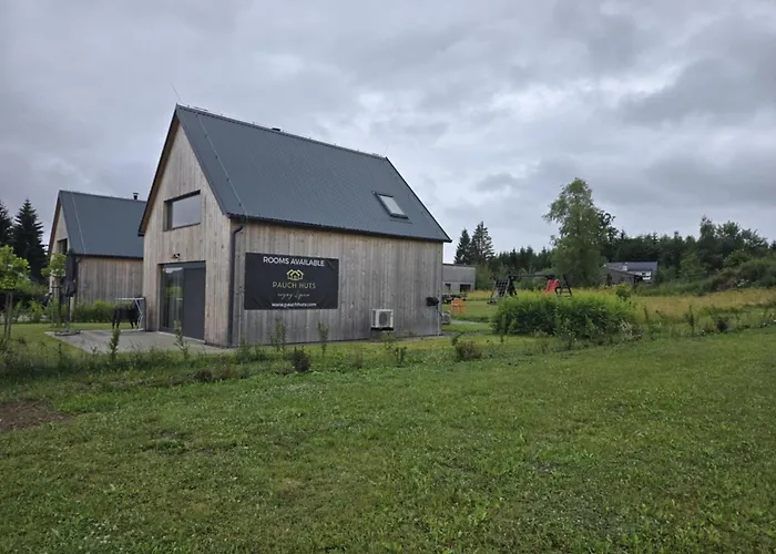 Pauchhuts *