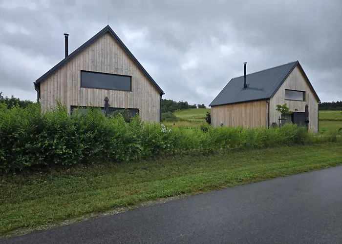 Apartment Pauchhuts *